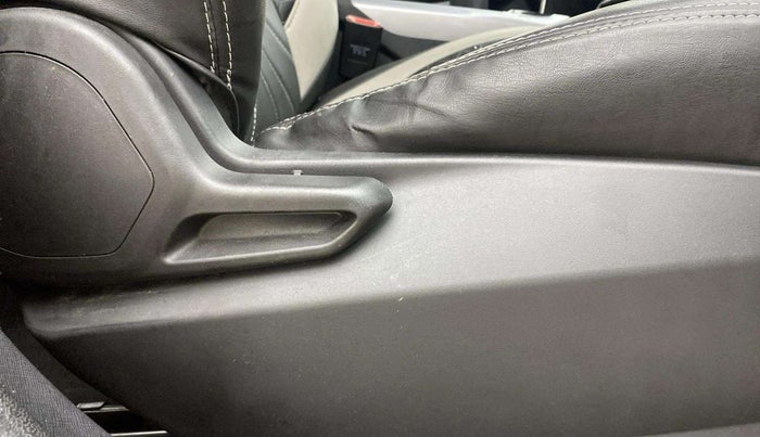 2022 Tata NEXON XMA SUNROOF PETROL, Petrol, Automatic, 18,491 km, Driver Side Adjustment Panel