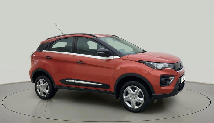 2022 Tata NEXON XMA SUNROOF PETROL, Petrol, Automatic, 18,491 km, Right Front Diagonal