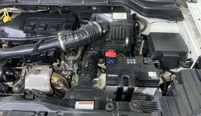 2022 Mahindra XUV300 W8 1.2 PETROL, Petrol, Manual, 44,655 km, Engine View - Left