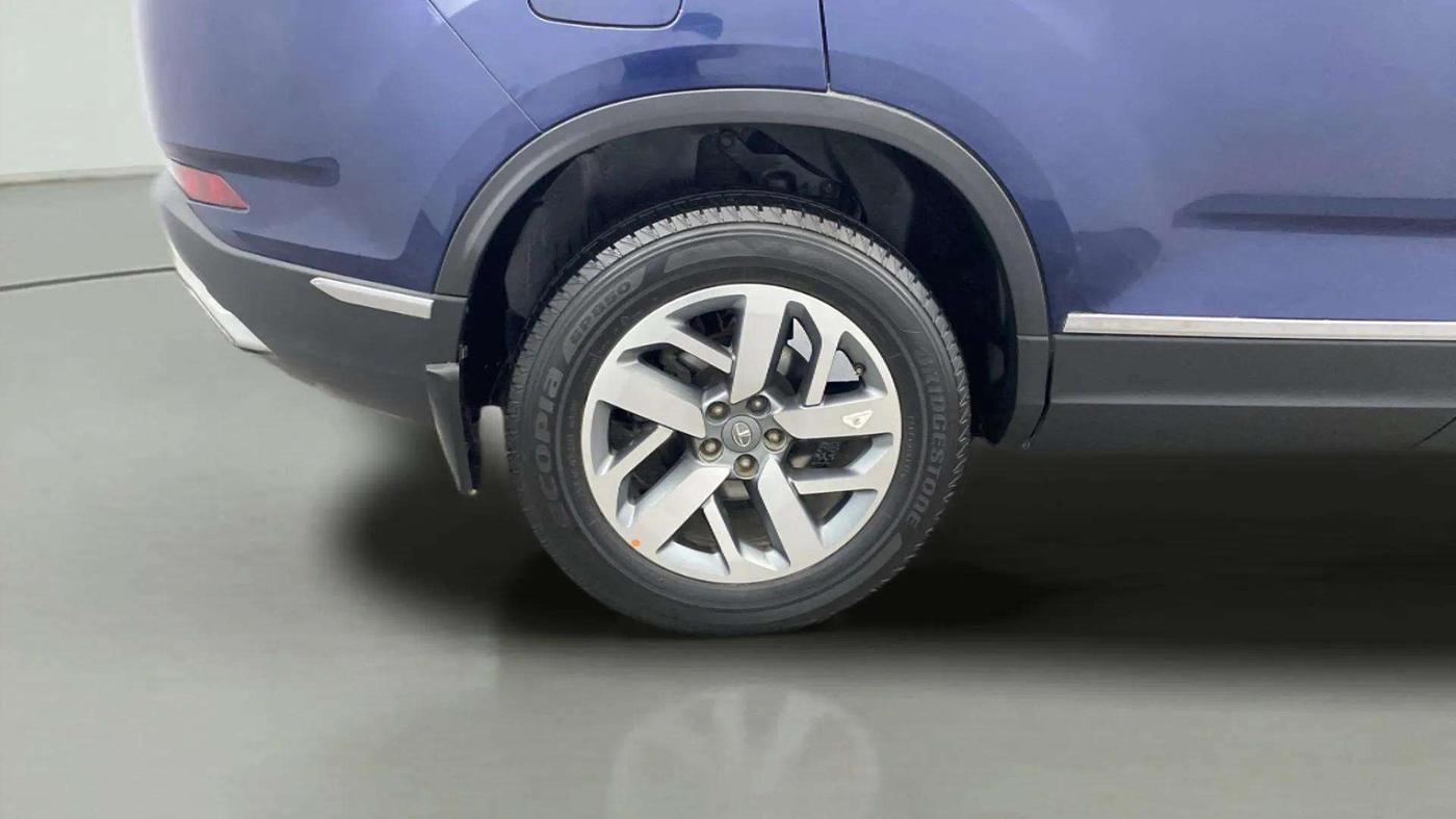 2021 Tata Safari XZ, Diesel, Manual, 33,573 km, Right Rear Wheel
