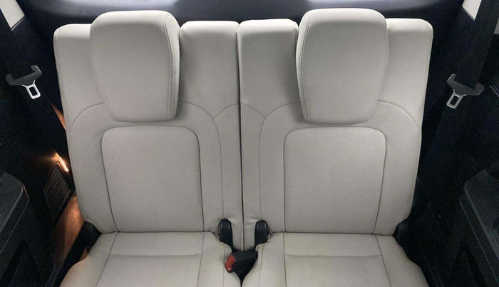 2021 Tata Safari XZ, Diesel, Manual, 33,573 km, Third Seat Row ( optional )