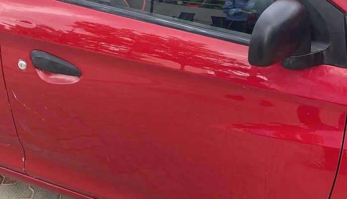 2016 Hyundai Eon ERA +, Petrol, Manual, 39,779 km, Driver-side door - Slightly dented
