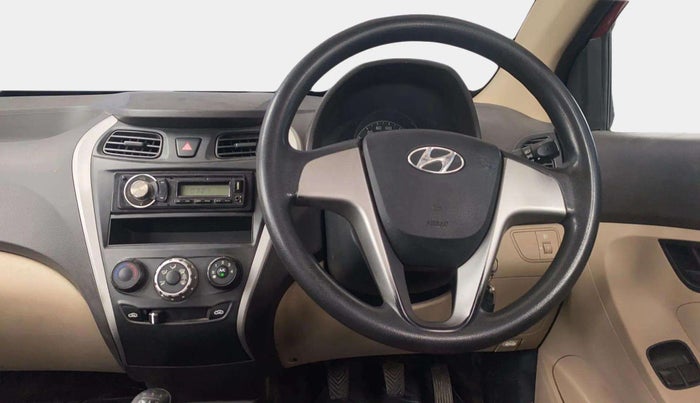 2016 Hyundai Eon ERA +, Petrol, Manual, 39,779 km, Steering Wheel Close Up