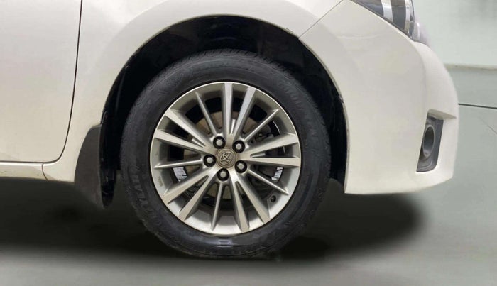 2015 Toyota Corolla Altis VL CVT PETROL, Petrol, Automatic, 60,406 km, Right Front Wheel