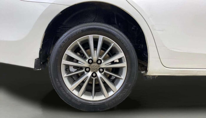 2015 Toyota Corolla Altis VL CVT PETROL, Petrol, Automatic, 60,406 km, Right Rear Wheel
