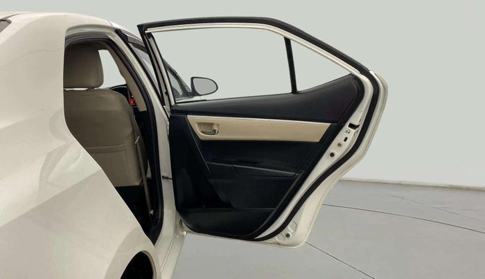 2015 Toyota Corolla Altis VL CVT PETROL, Petrol, Automatic, 60,406 km, RHS Rear Door