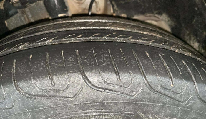 2022 Tata Tiago XM CNG, CNG, Manual, 58,561 km, Right Front Tyre Tread