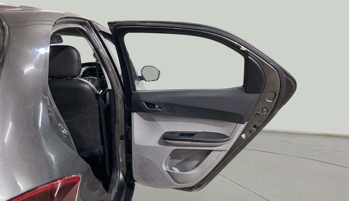 2022 Tata Tiago XM CNG, CNG, Manual, 58,561 km, RHS Rear Door