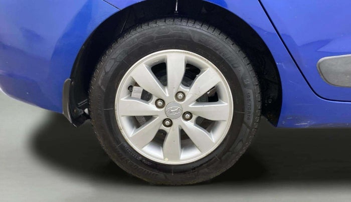 2014 Hyundai Xcent S (O) 1.2, Petrol, Manual, 1,16,379 km, Right Rear Wheel