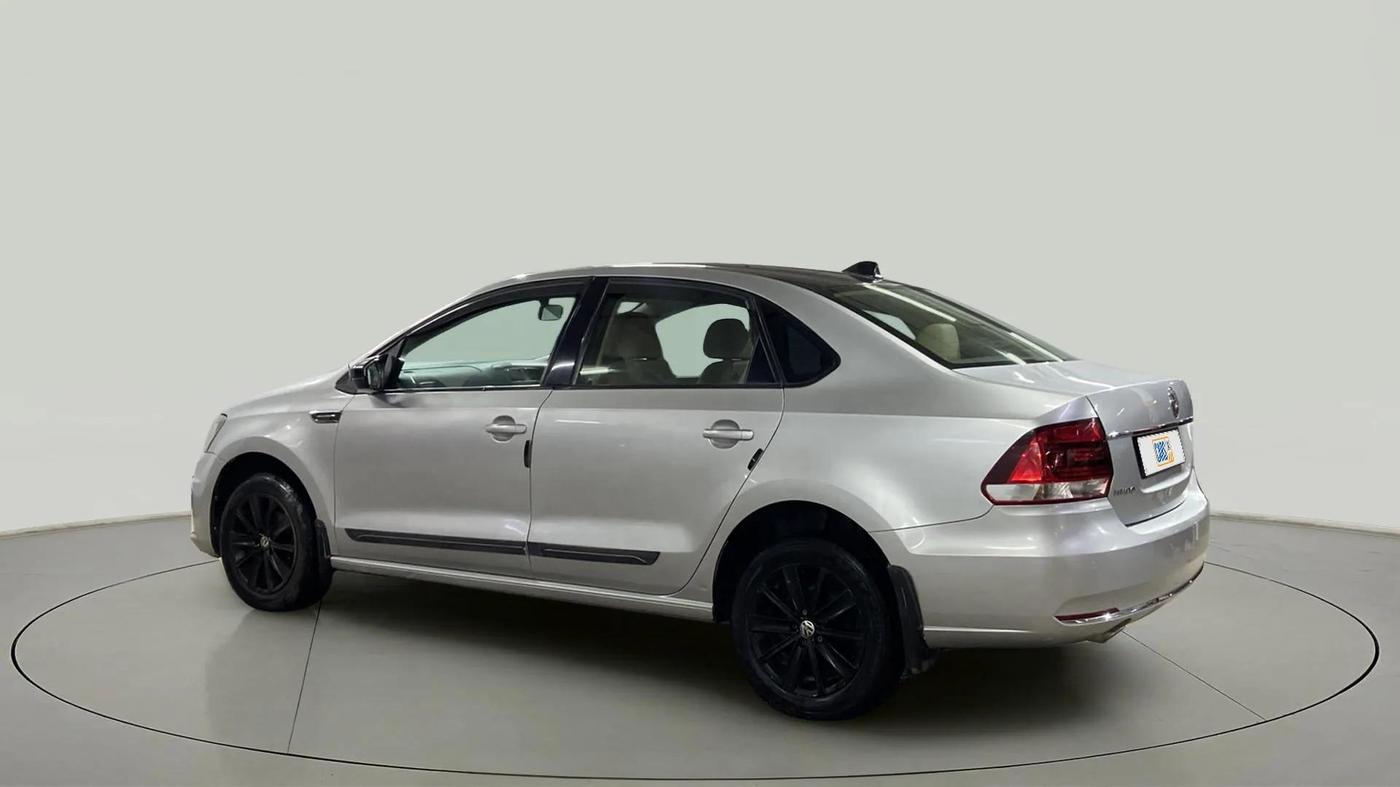 2015 Volkswagen Vento HIGHLINE 1.6 MPI, Petrol, Manual, 55,632 km, Left Back Diagonal