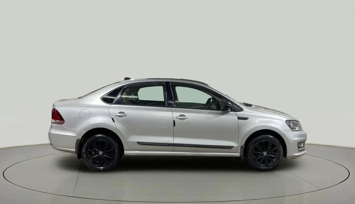 2015 Volkswagen Vento HIGHLINE 1.6 MPI, Petrol, Manual, 55,632 km, Right Side View