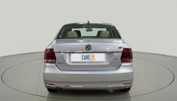 2015 Volkswagen Vento HIGHLINE 1.6 MPI, Petrol, Manual, 55,632 km, Back/Rear