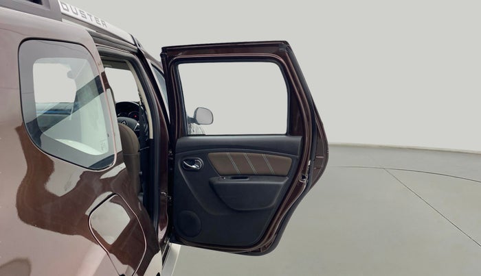 2020 Renault Duster RXZ 1.5 PETROL MT, Petrol, Manual, 37,858 km, RHS Rear Door
