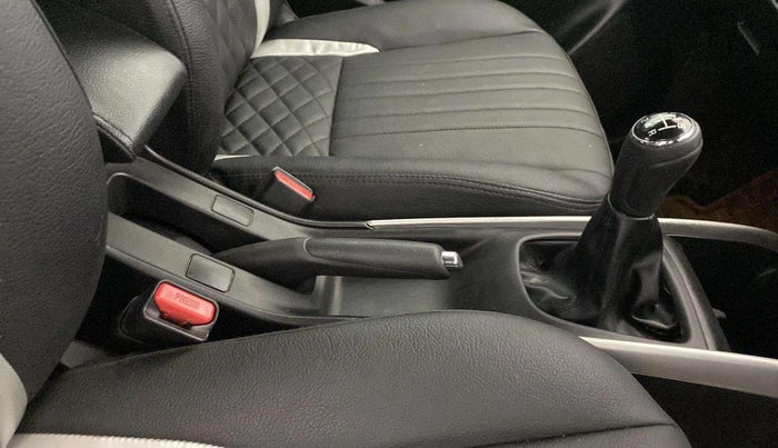 2017 Maruti Baleno ALPHA PETROL 1.2, Petrol, Manual, 64,413 km, Gear Lever
