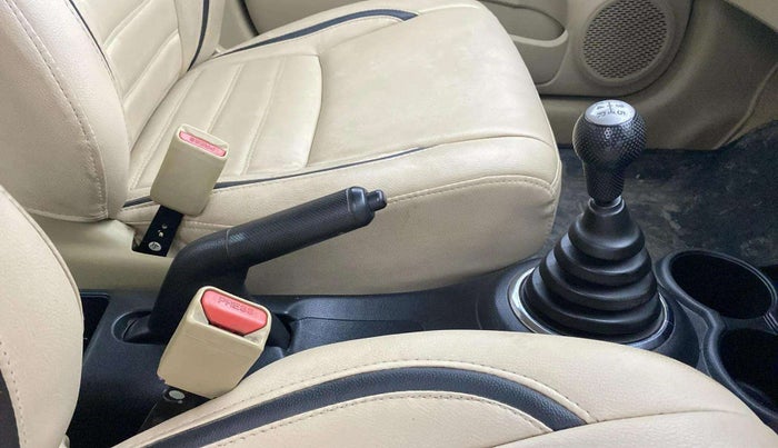 2015 Honda Amaze 1.2L I-VTEC S, Petrol, Manual, 92,828 km, Gear Lever