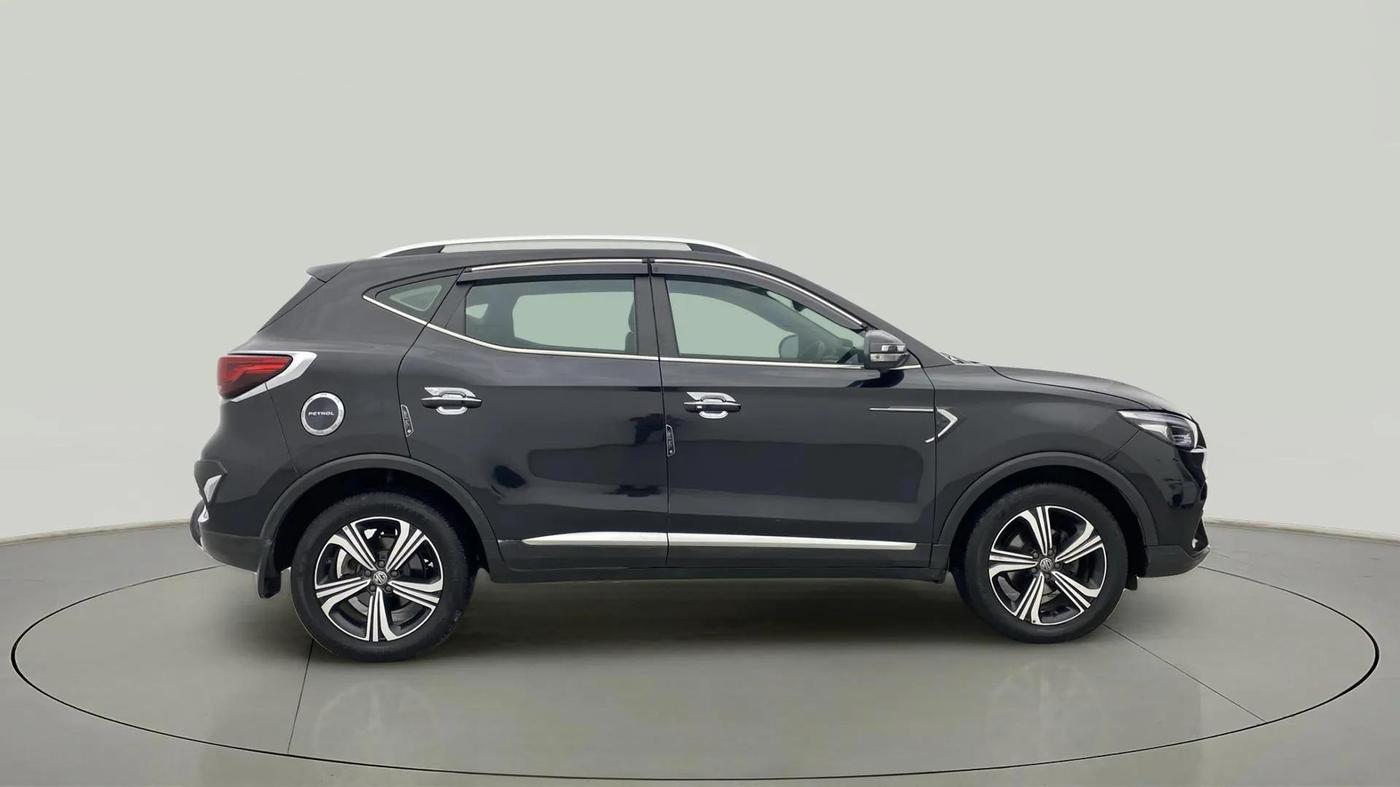 2022 MG ASTOR SHARP 1.5 CVT, Petrol, Automatic, 39,553 km, Right Side View