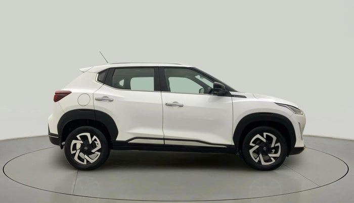 2021 Nissan MAGNITE XV PREMIUM TURBO CVT, Petrol, Automatic, 30,501 km, Right Side View