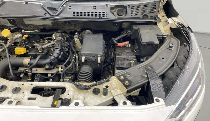2021 Nissan MAGNITE XV PREMIUM TURBO CVT, Petrol, Automatic, 30,501 km, Engine View - Left