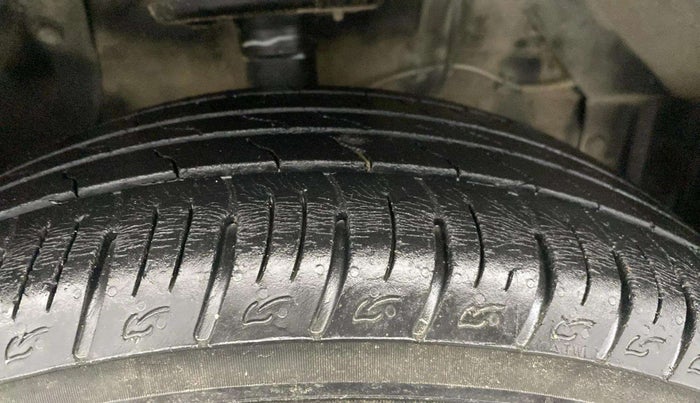 2020 Maruti Vitara Brezza ZXI, Petrol, Manual, 45,553 km, Right Front Tyre Tread
