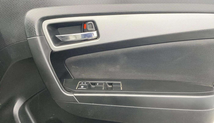 2020 Maruti Vitara Brezza ZXI, Petrol, Manual, 45,553 km, Driver Side Door Panels Control