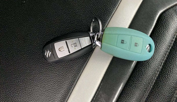 2020 Maruti Vitara Brezza ZXI, Petrol, Manual, 45,553 km, Key Close Up