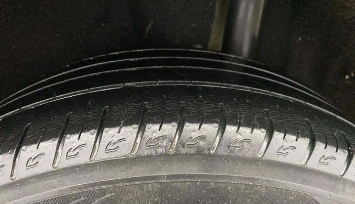 2020 Maruti Vitara Brezza ZXI, Petrol, Manual, 45,553 km, Left Rear Tyre Tread