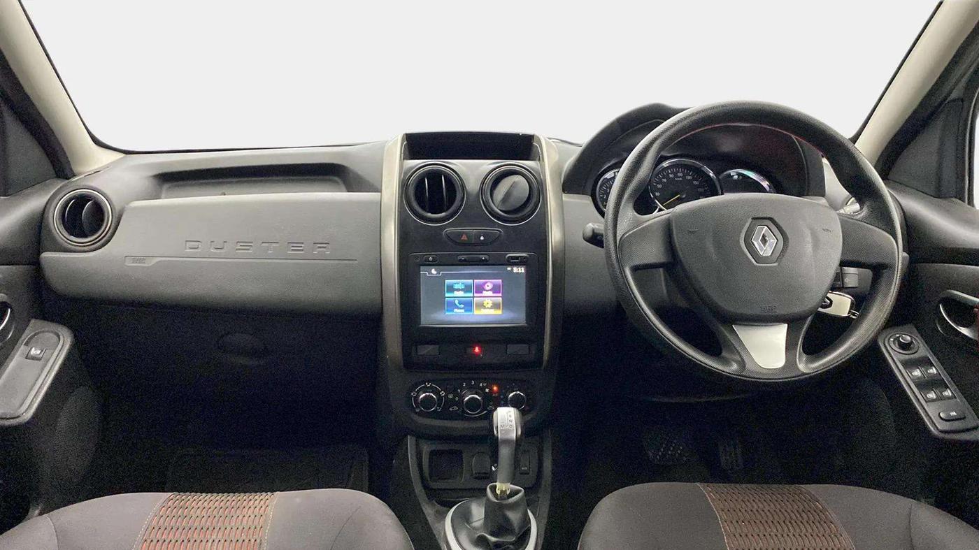 2017 Renault Duster RXS CVT, Petrol, Automatic, 85,995 km, Dashboard