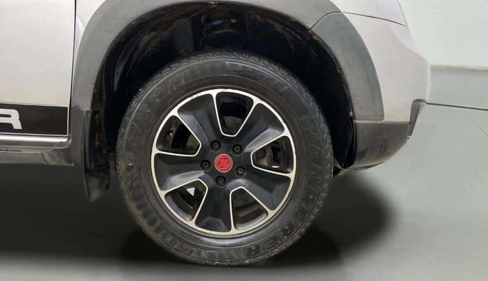 2017 Renault Duster RXS CVT, Petrol, Automatic, 83,798 km, Left Front Wheel