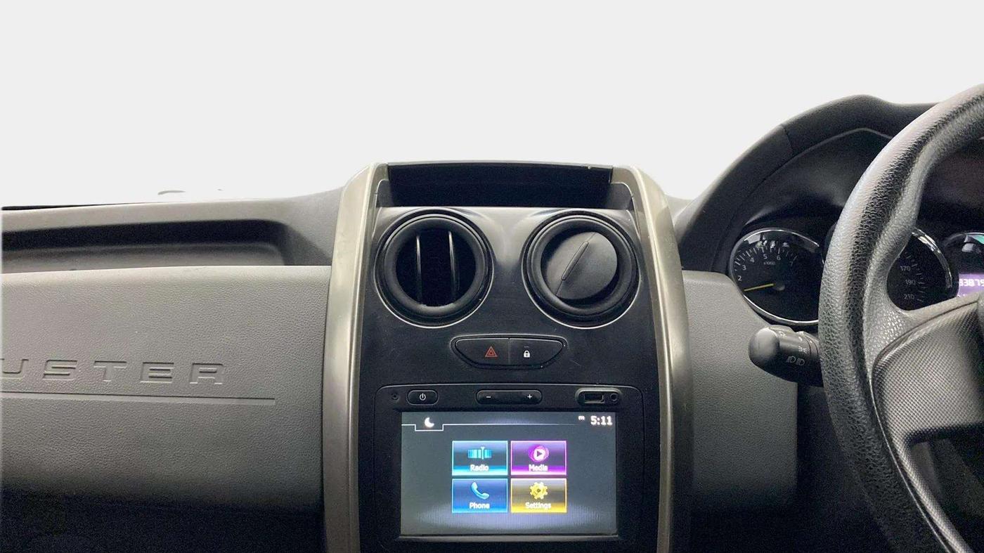 2017 Renault Duster RXS CVT, Petrol, Automatic, 85,995 km, Air Conditioner