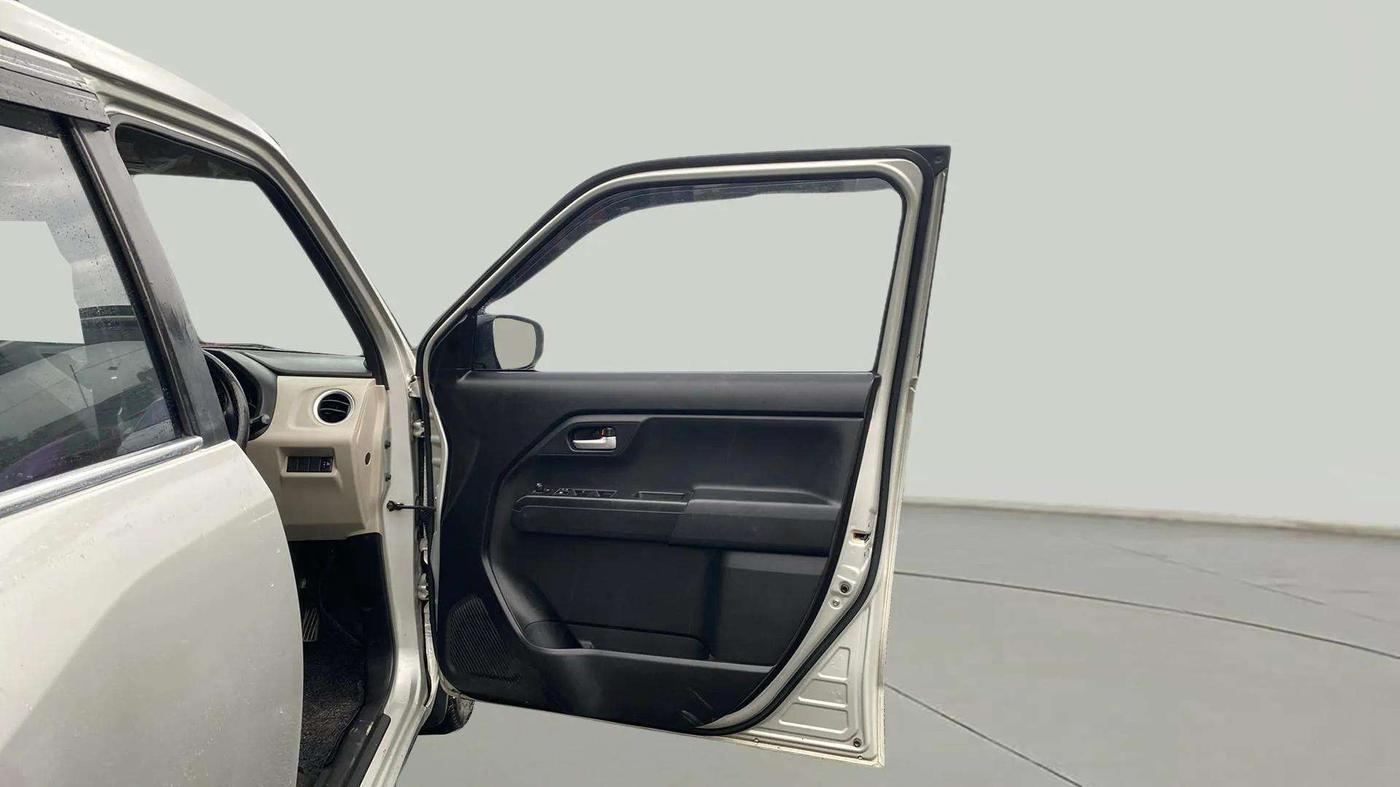 2020 Maruti New Wagon-R ZXI 1.2 AMT, Petrol, Automatic, 62,331 km, RHS Front Door