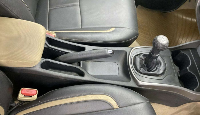 2015 Honda City 1.5L I-VTEC V MT, Petrol, Manual, 54,703 km, Gear Lever