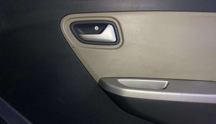 2017 Maruti Alto K10 VXI, Petrol, Manual, 28,916 km, Driver Side Door Panels Control