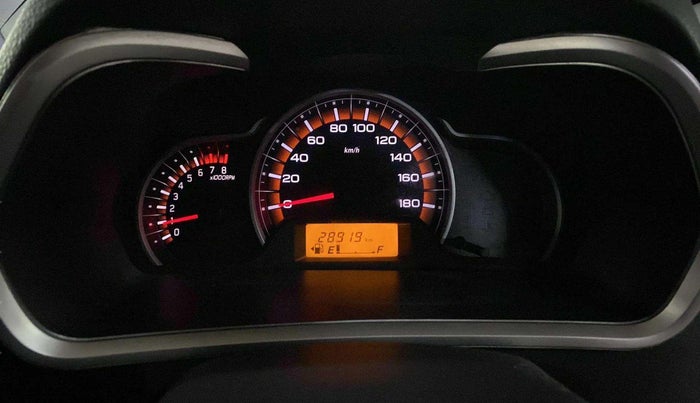 2017 Maruti Alto K10 VXI, Petrol, Manual, 28,916 km, Odometer Image