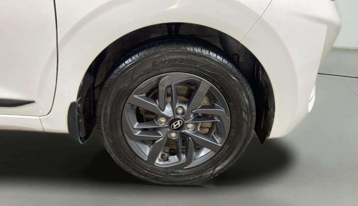 2022 Hyundai GRAND I10 NIOS SPORTZ U2 AMT 1.2 CRDI, Diesel, Automatic, 54,107 km, Right Front Wheel
