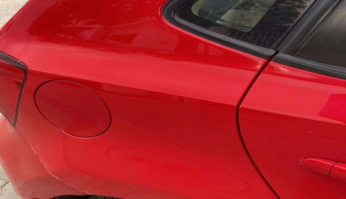 2015 Volkswagen Polo HIGHLINE1.2L, Petrol, Manual, 58,109 km, Right quarter panel - Minor scratches