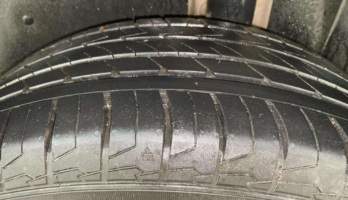 2020 MG HECTOR SHARP 2.0 DIESEL, Diesel, Manual, 60,377 km, Left Rear Tyre Tread