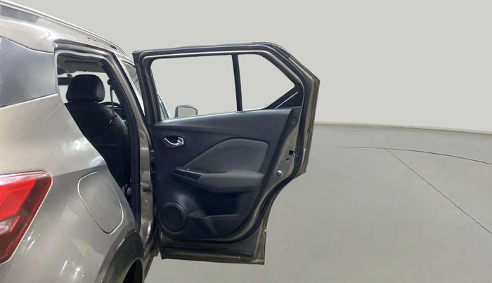 2021 Nissan Kicks XV 1.5, Petrol, Manual, 19,243 km, RHS Rear Door