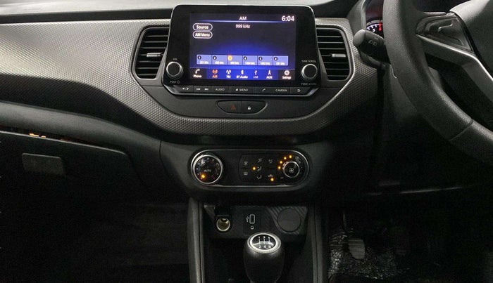 2021 Nissan Kicks XV 1.5, Petrol, Manual, 19,243 km, Air Conditioner