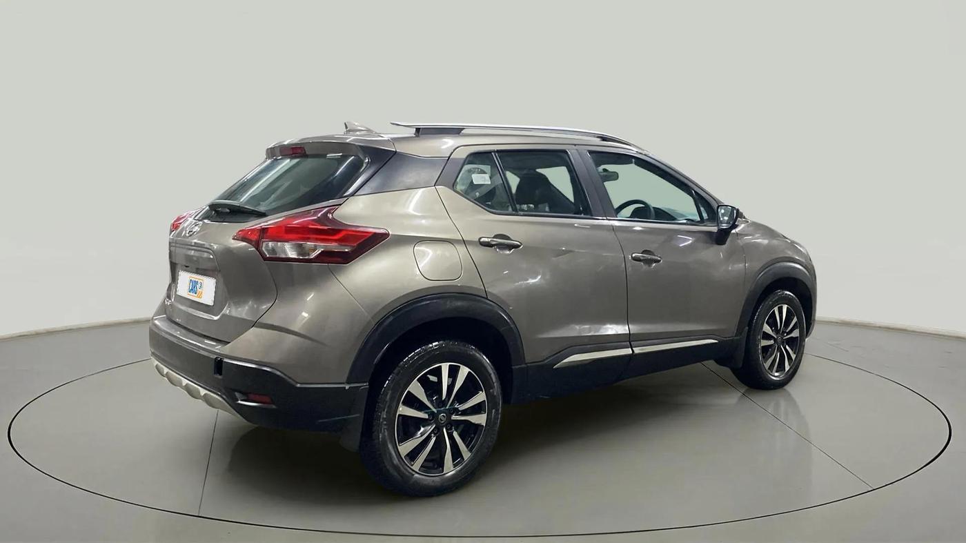 2021 Nissan Kicks XV 1.5, Petrol, Manual, 19,243 km, Right Back Diagonal