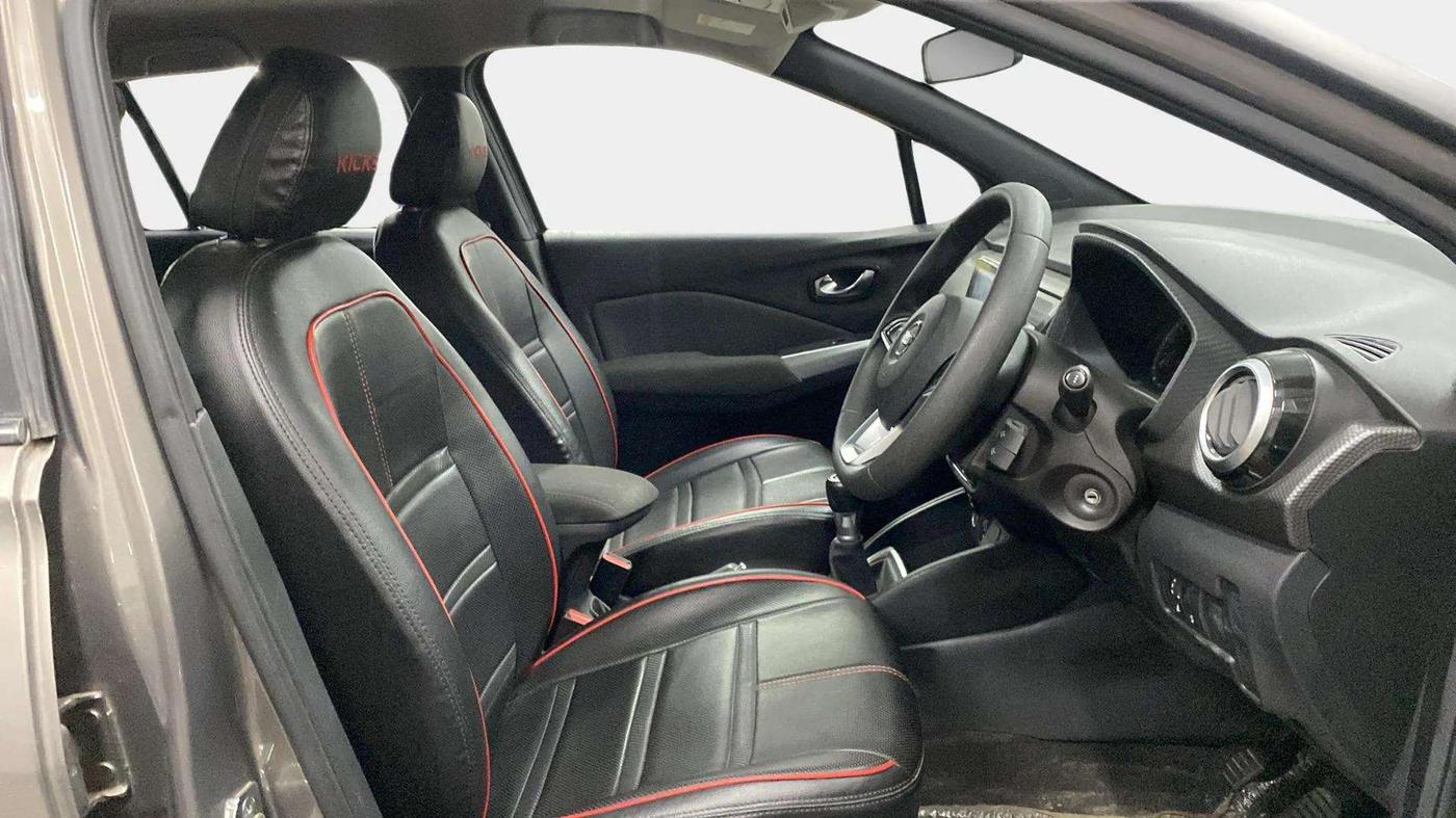 2021 Nissan Kicks XV 1.5, Petrol, Manual, 19,243 km, Right Side Front Door Cabin