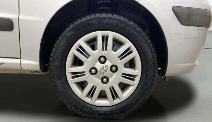 2013 Hyundai Santro Xing GLS, Petrol, Manual, 49,399 km, Right Front Wheel