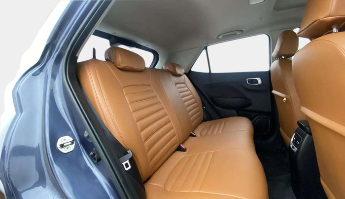 2021 Hyundai VENUE SX 1.5 CRDI, Diesel, Manual, 19,081 km, Right Side Rear Door Cabin