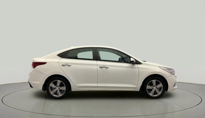 2019 Hyundai Verna 1.6 VTVT SX O, Petrol, Manual, 37,858 km, Right Side View