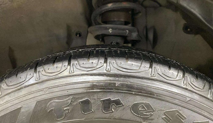 2019 Jeep Compass SPORT PLUS 1.4 PETROL, Petrol, Manual, 21,522 km, Left Front Tyre Tread