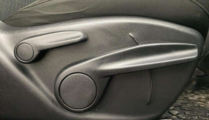2019 Jeep Compass SPORT PLUS 1.4 PETROL, Petrol, Manual, 21,522 km, Driver Side Adjustment Panel