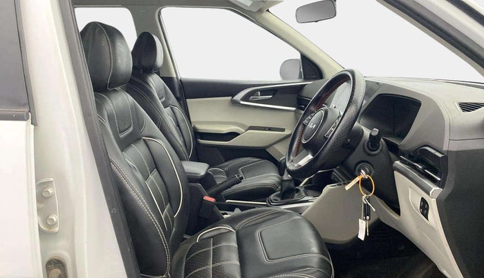 2023 KIA CARENS PRESTIGE 1.5 DIESEL IMT 7 STR, Diesel, Manual, 59,737 km, Right Side Front Door Cabin