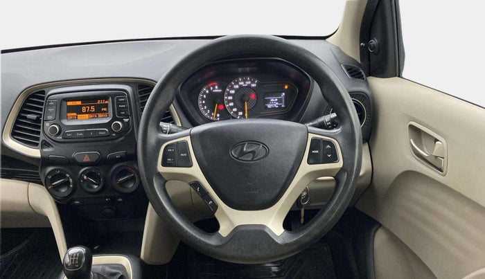 2019 Hyundai NEW SANTRO MAGNA, Petrol, Manual, 50,715 km, Steering Wheel Close Up