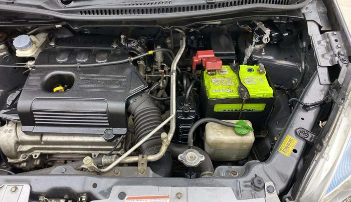 2017 Maruti Wagon R 1.0 VXI, Petrol, Manual, 1,11,695 km, Engine View - Left
