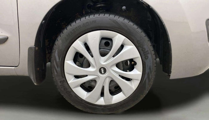 2017 Maruti Wagon R 1.0 VXI, Petrol, Manual, 1,11,695 km, Right Front Wheel