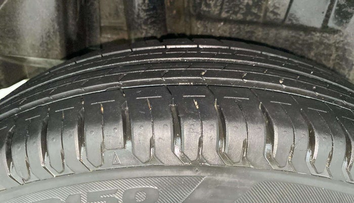 2019 Maruti Dzire VXI AMT, Petrol, Automatic, 18,527 km, Right Rear Tyre Tread